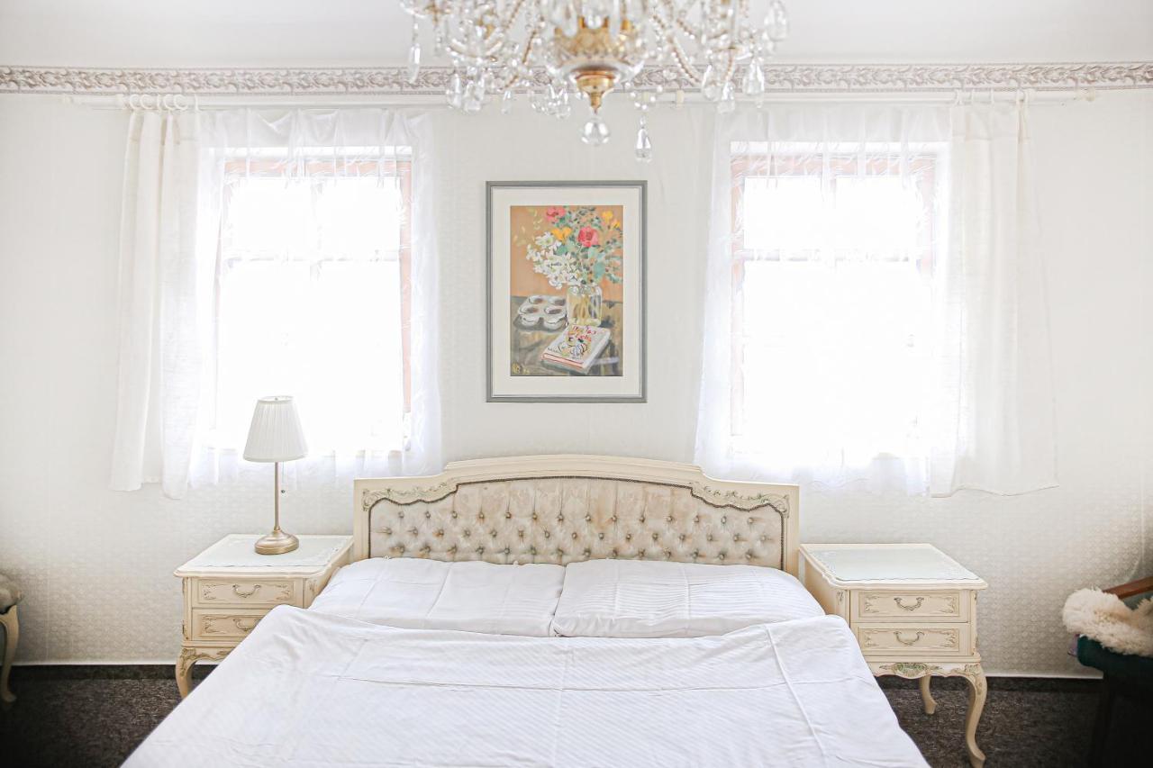 Staj Newport Hotel Dolni Domaslavice Ngoại thất bức ảnh